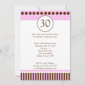 Invitación de cumpleaños de color rosa y marrón mo