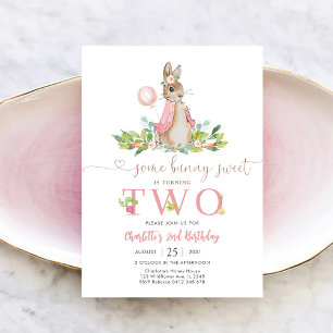 Invitación de cumpleaños de conejita para niña