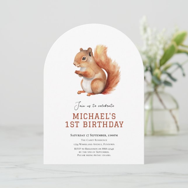Invitación de cumpleaños de Cute Squirrel (Anverso de pie)