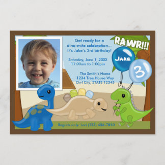 Invitación de cumpleaños de Dinosaurio adorable (f