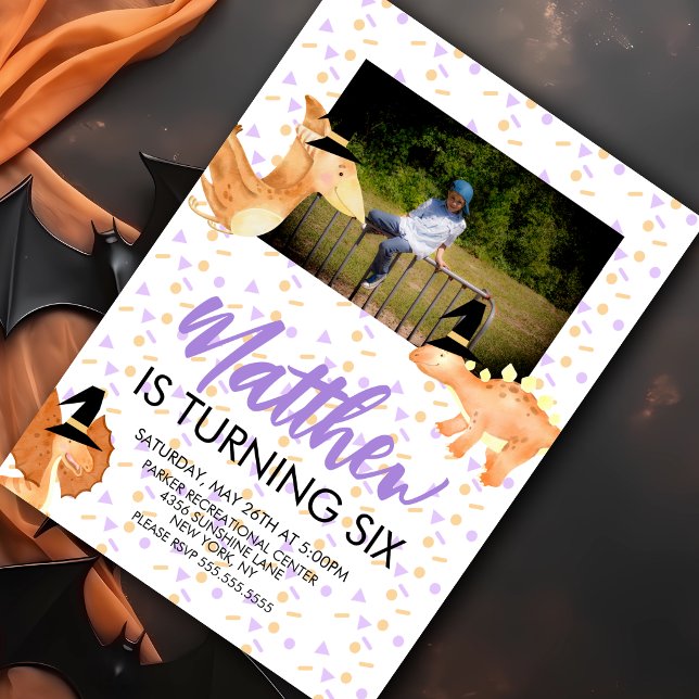 Invitación de cumpleaños de dinosaurio de Hallowee (Subido por el creador)