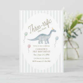 Invitación de cumpleaños de dinosaurio tres veces 