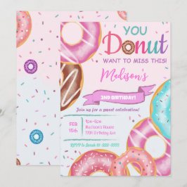 Invitación de cumpleaños de donuts rosados