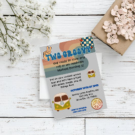 Invitación de cumpleaños de dos chicos de Groovy