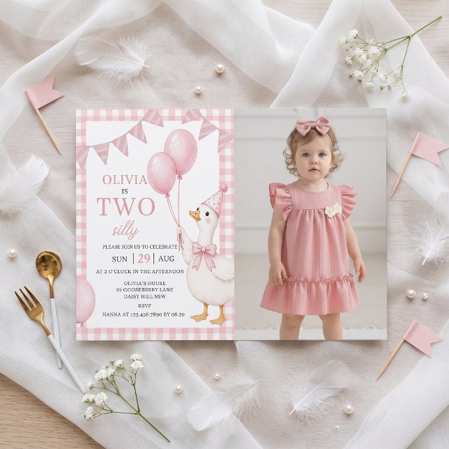 Invitación de cumpleaños de dos niñas tontas de gi (Subido por el creador)