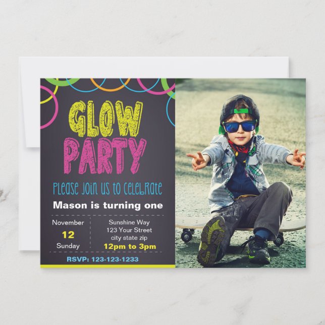 Invitación de cumpleaños de Fiesta brillante con f (Anverso)