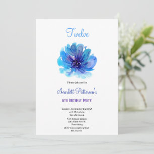 invitación de cumpleaños de flores azul y púrpura