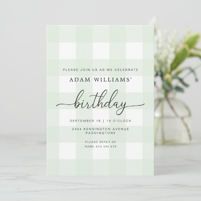 Invitación de cumpleaños de gingham verde menta (Anverso de pie)