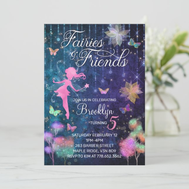 Invitación de cumpleaños de hadas y amigos (Anverso de pie)