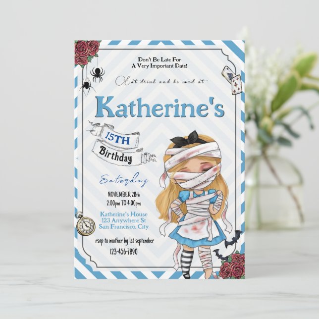 Invitación de cumpleaños de Horror Alicia en el pa (Anverso de pie)