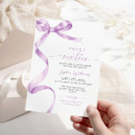 Invitación de cumpleaños de Lavender Bow Sweet 16<br><div class="desc">Invitación de cumpleaños de Lavender Bow Sweet 16 - Celebre su cumpleaños con estilo con esta elegante invitación Sweet 16 con un diseño de arco morado dulce. Perfecto para marcar el tono de una moda y un evento sofisticado, esta invitación muestra una suave paleta de lavanda y una estética femenina...</div>