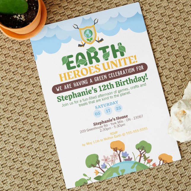 Invitación de Cumpleaños de los Héroes de la Tierr (Inspire a fun, planet-friendly celebration with this heroic design perfect for eco-conscious bdays)