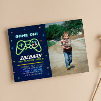 Invitación de cumpleaños de Neon Video Game Truck