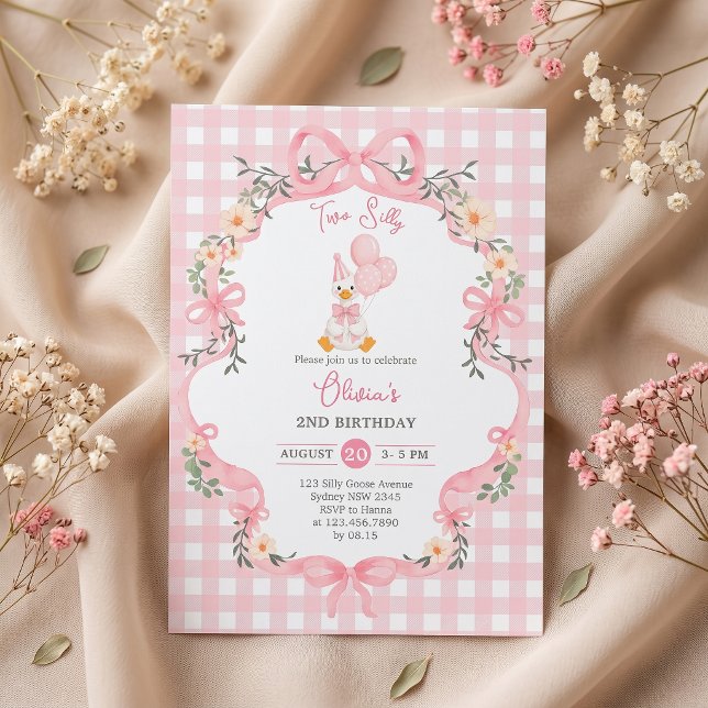 Invitación de cumpleaños de niña con lazo rosa de  (Subido por el creador)