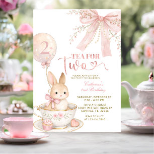 Invitación de cumpleaños de niña conejita con lazo