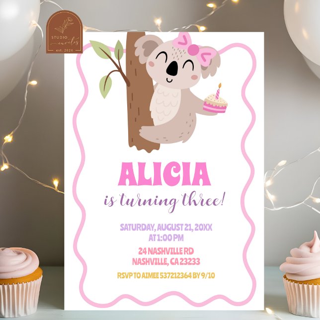 Invitación de cumpleaños de niña koala con lazo li (Subido por el creador)
