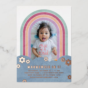 Invitación de cumpleaños de niño arco iris retro d