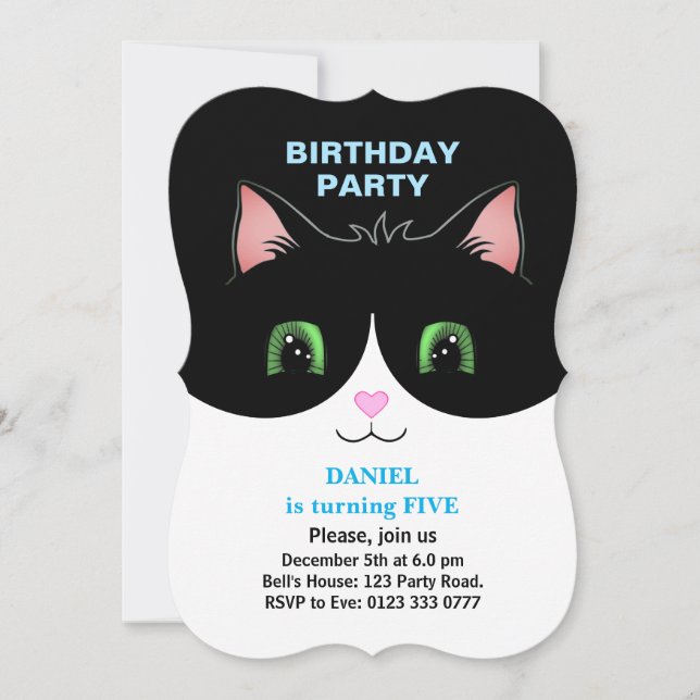 Invitación de cumpleaños de niño con traje de gato (Anverso)