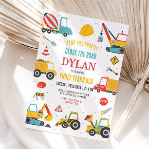 Invitación de cumpleaños de niño de construcción
