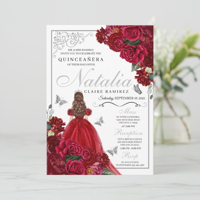 Invitación de cumpleaños de Quinceanera floral roj (Anverso de pie)