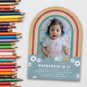 Invitación de cumpleaños de un niño con arcoiris f
