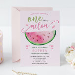 Invitación de cumpleaños de una sandía de melón<br><div class="desc">¡Celebra a tu hijo de un año con el tema de la sandía de cumpleaños! Ideal para fiestas de primer cumpleaños para su bebé de verano. Esta divertida invitación de cumpleaños con temática de melón incluye una sandía acuática y el guión "One in a melon". Personalice su información o haga...</div>
