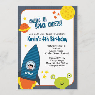 Invitación de cumpleaños del niño del espacio exte