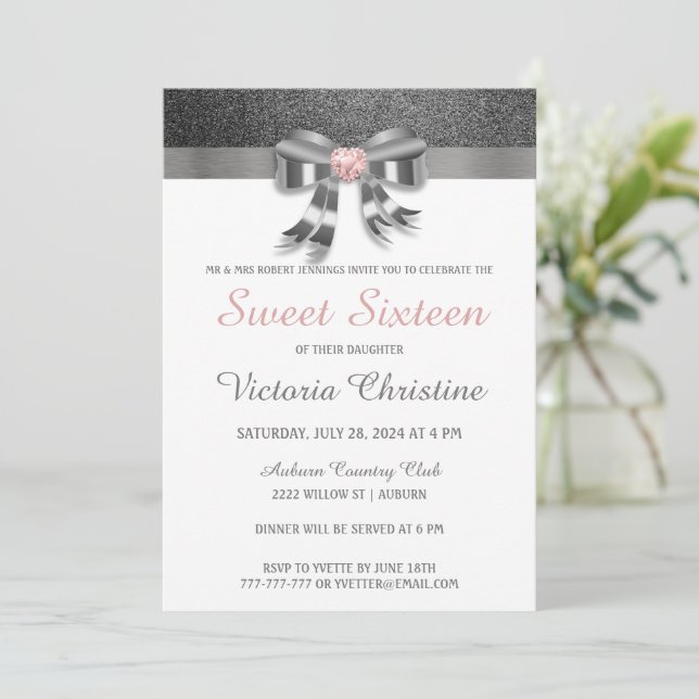 Invitación de cumpleaños del Purpurina moda Plata (Anverso de pie)