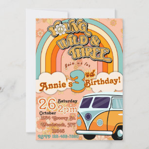 Invitación de cumpleaños joven, salvaje y de tres 