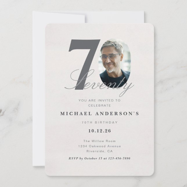Invitación de cumpleaños minimalista del 70º año (Anverso)