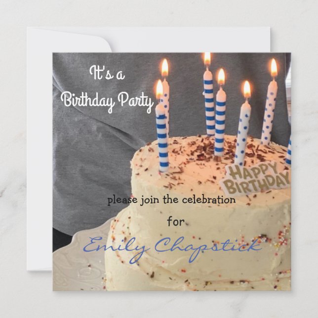 Invitación de cumpleaños moderna con pastel y vela (Anverso)