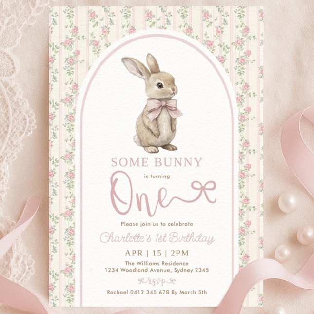 Invitación de cumpleaños número 1 de conejito con  (Subido por el creador)