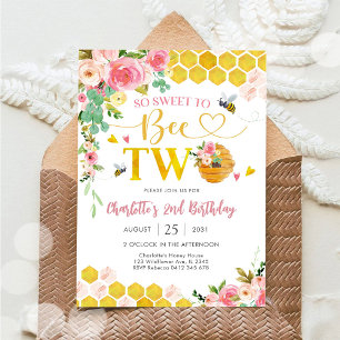 Invitación de cumpleaños número 2 con tema de abej