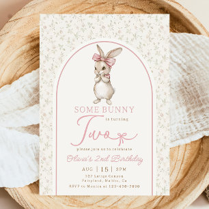 Invitación de cumpleaños número 2 de niña conejita