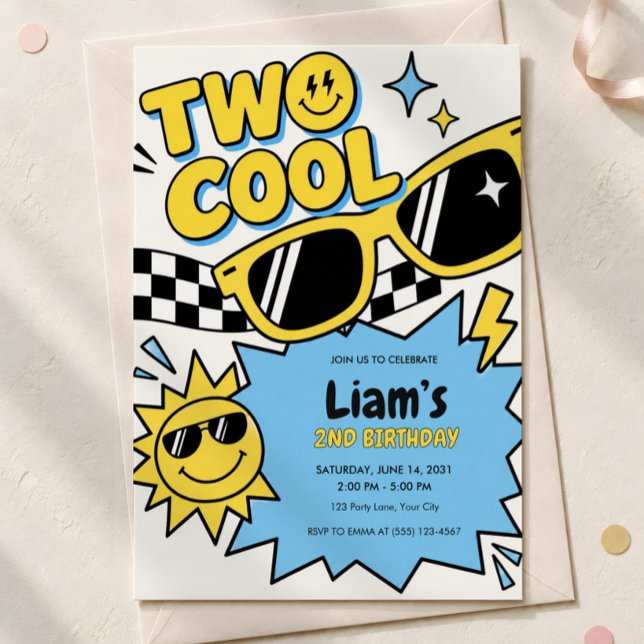 Invitación de cumpleaños número 2 Two Cool (Two Cool sunglasses second birthday invitation with an envelope.)