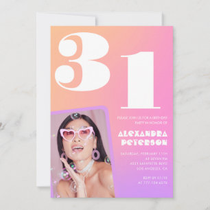 Invitación de cumpleaños número 31 con gradiente r