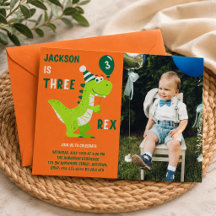 Invitación de cumpleaños número 3 con foto de Dino