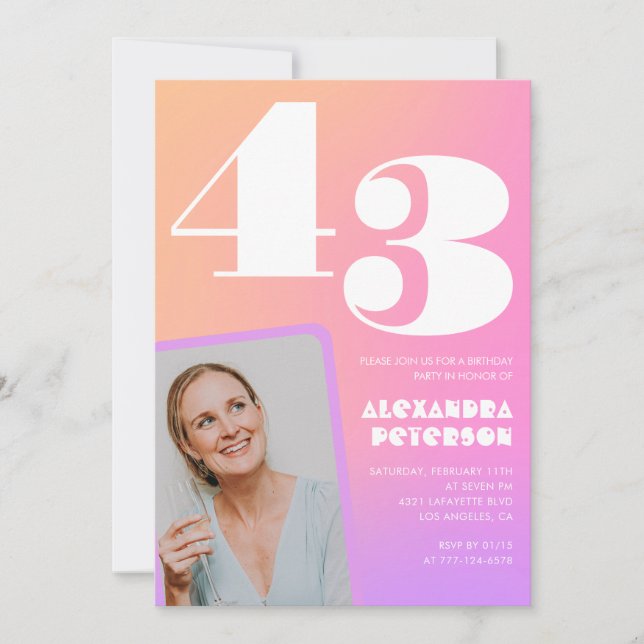 Invitación de cumpleaños número 43 con gradiente r (Anverso)