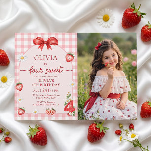 Invitación de cumpleaños número 4 de Bow Berry Fou