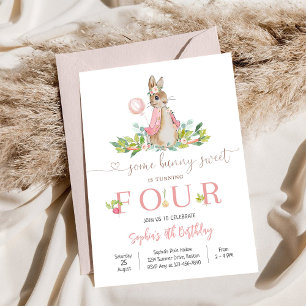 Invitación de cumpleaños número 4 de Bunny Floral
