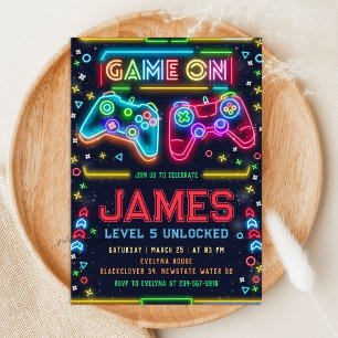 Invitación de cumpleaños número 5 de Games on glow