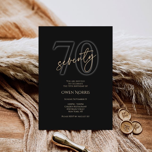 Invitación de cumpleaños número 70 Moderno Oro Neg (Modern Black Gold 70th Birthday Invitation Card)