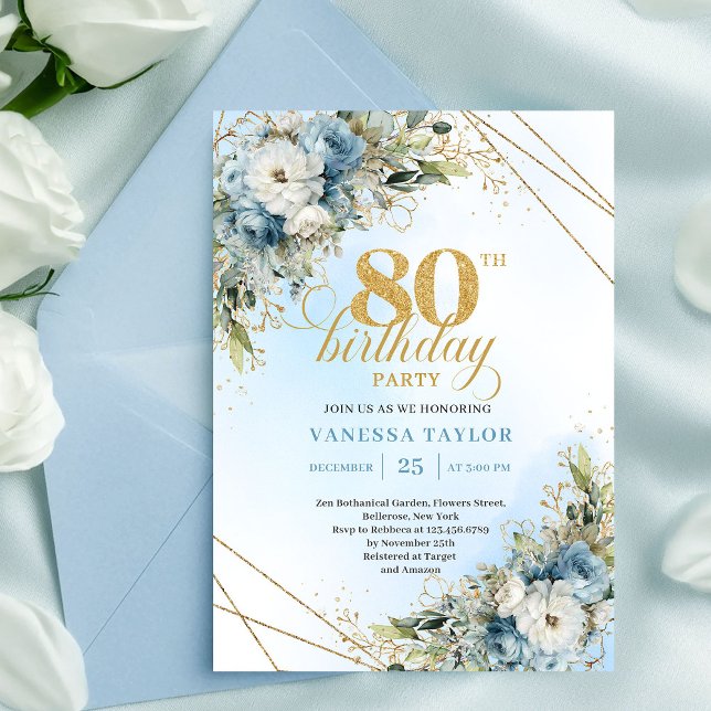 Invitación de cumpleaños número 80 trendy azul y f (Trendy 80th Birthday Invitation Blue White Florals Boho)