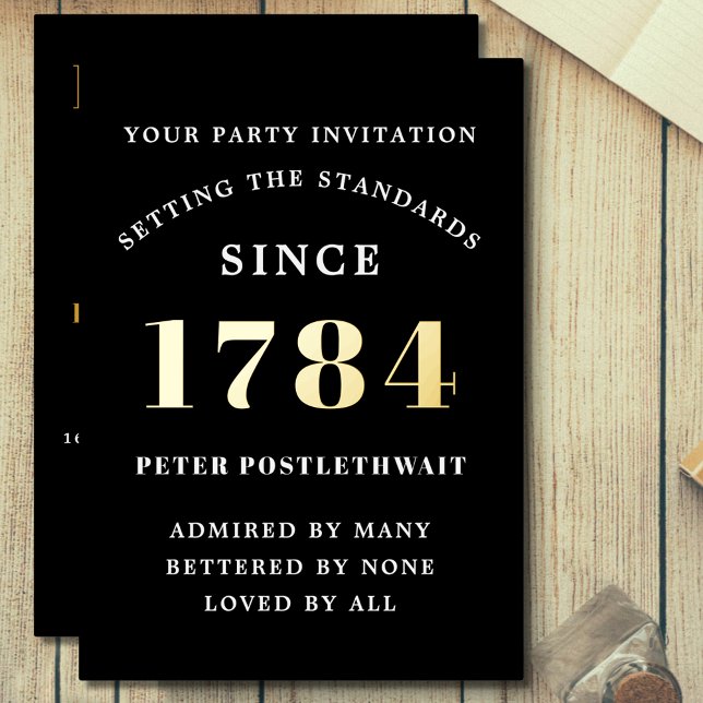 Invitación de cumpleaños Oro negro cualquier año p (Gold foil birthday party invitations for men on black background. Any year with easily edited text.)