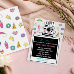 Invitación de cumpleaños para fiesta con cámara de