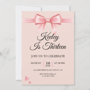 Invitación de cumpleaños para niñas con lazo rosa