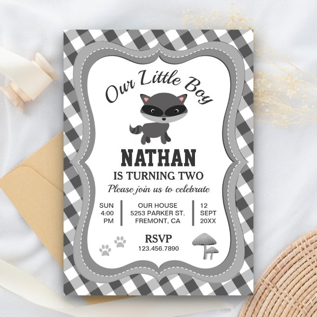 Invitación de cumpleaños para niños con mapache pe (Subido por el creador)