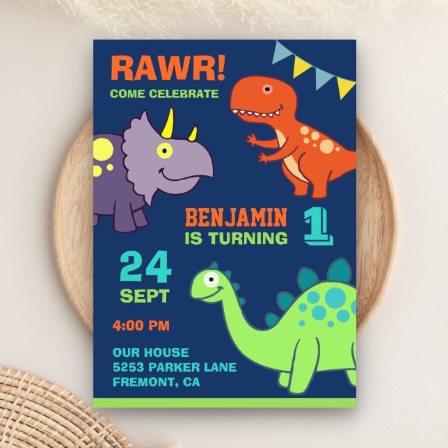 Invitación de cumpleaños para un adorable bebé din (Subido por el creador)