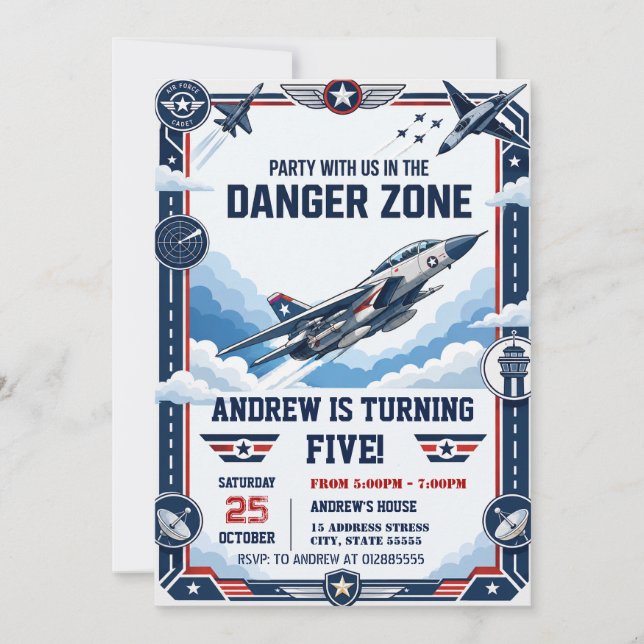 Invitación de cumpleaños personalizada de la Fuerz (Anverso)