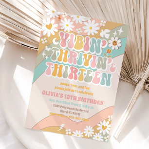 Invitación de cumpleaños Retro Daisy Rainbow